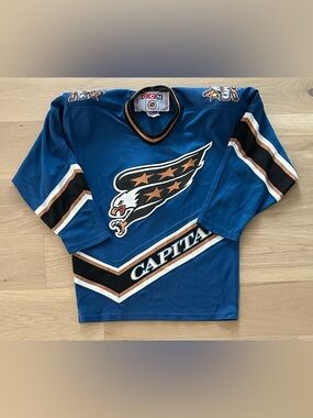 Vintage Youth CCM Washington Capitals Blank Back NHL Hockey Jersey